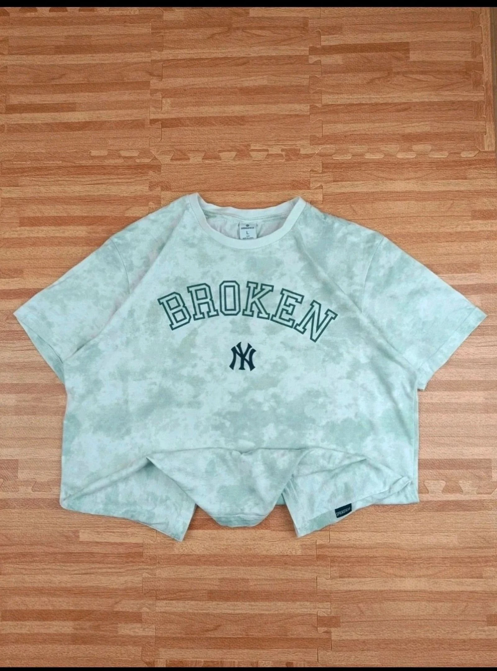 Springfield "Broken" NY Yankees Tie-Dye Tee Varsity Collegiate Green Size L – photo 2
